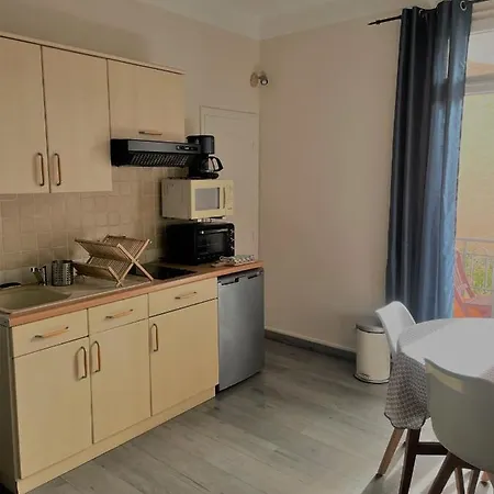 Ferienwohnung Les 12 Sables Le Lavandou Exterior foto