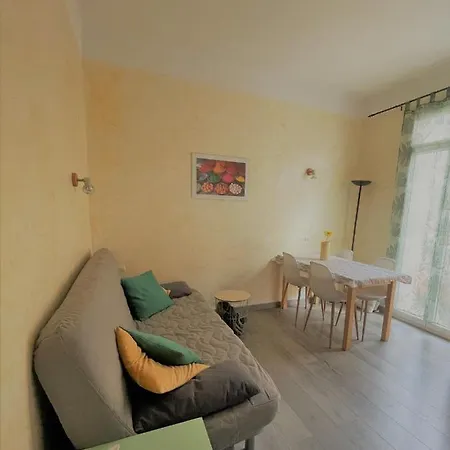 Ferienwohnung Les 12 Sables Le Lavandou Exterior foto