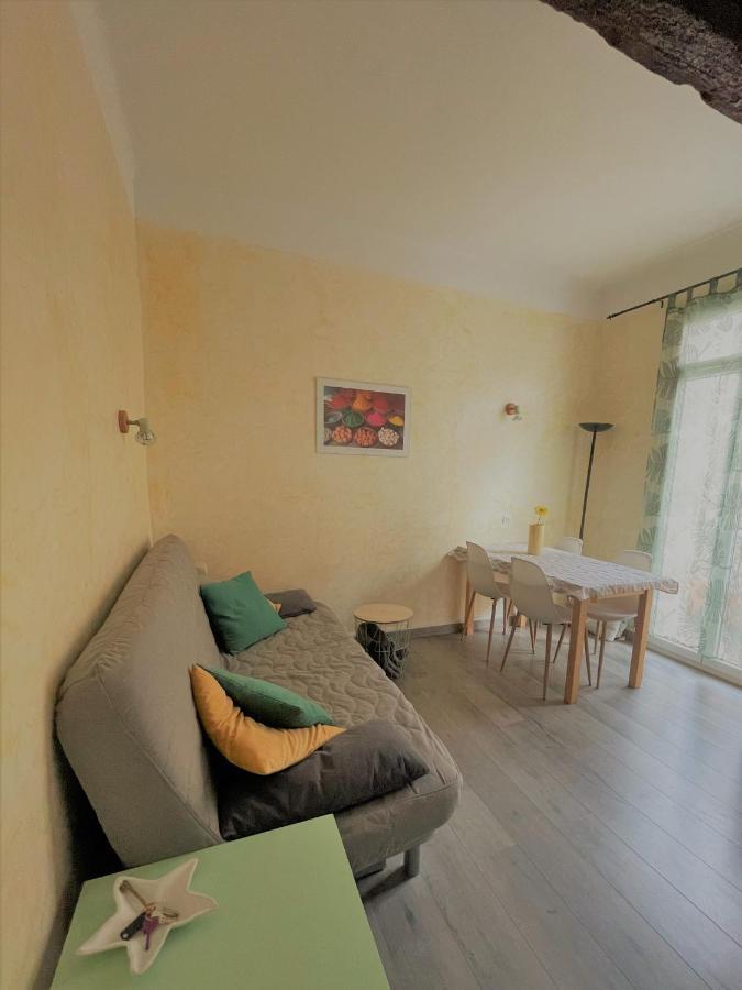 Les 12 Sables Apartment